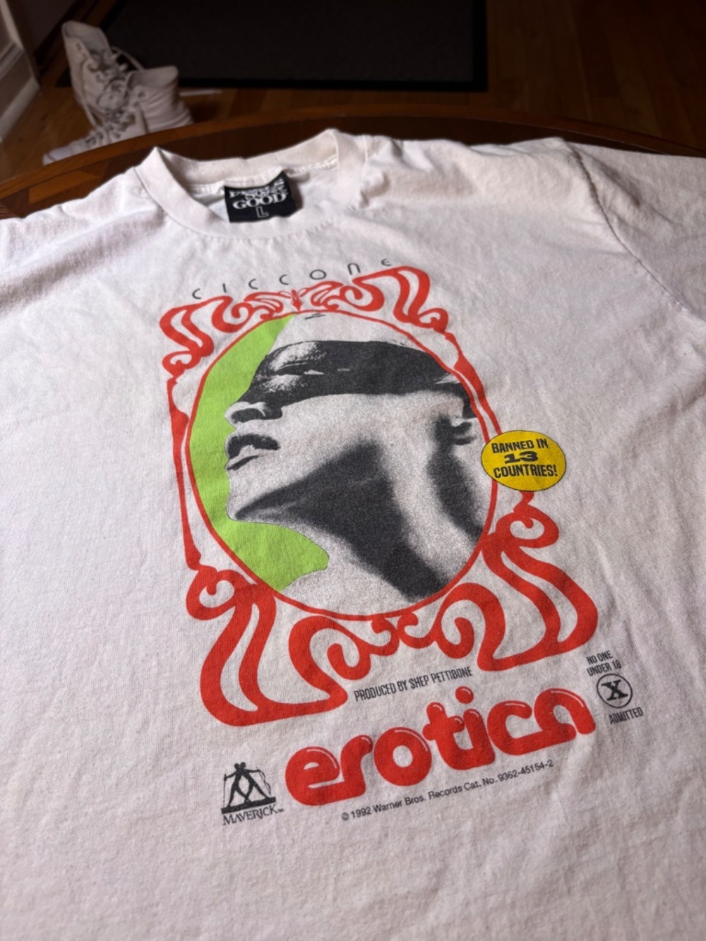 Madonna Ciccone Erotica Feels So Good T-Shirt Unisex L